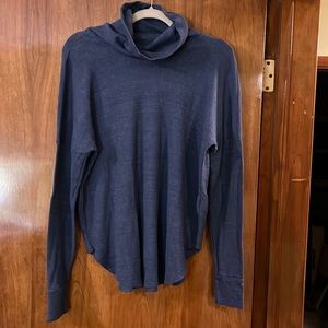 Michael Stars relaxed fit blue waffle knit turtleneck. Great condition.